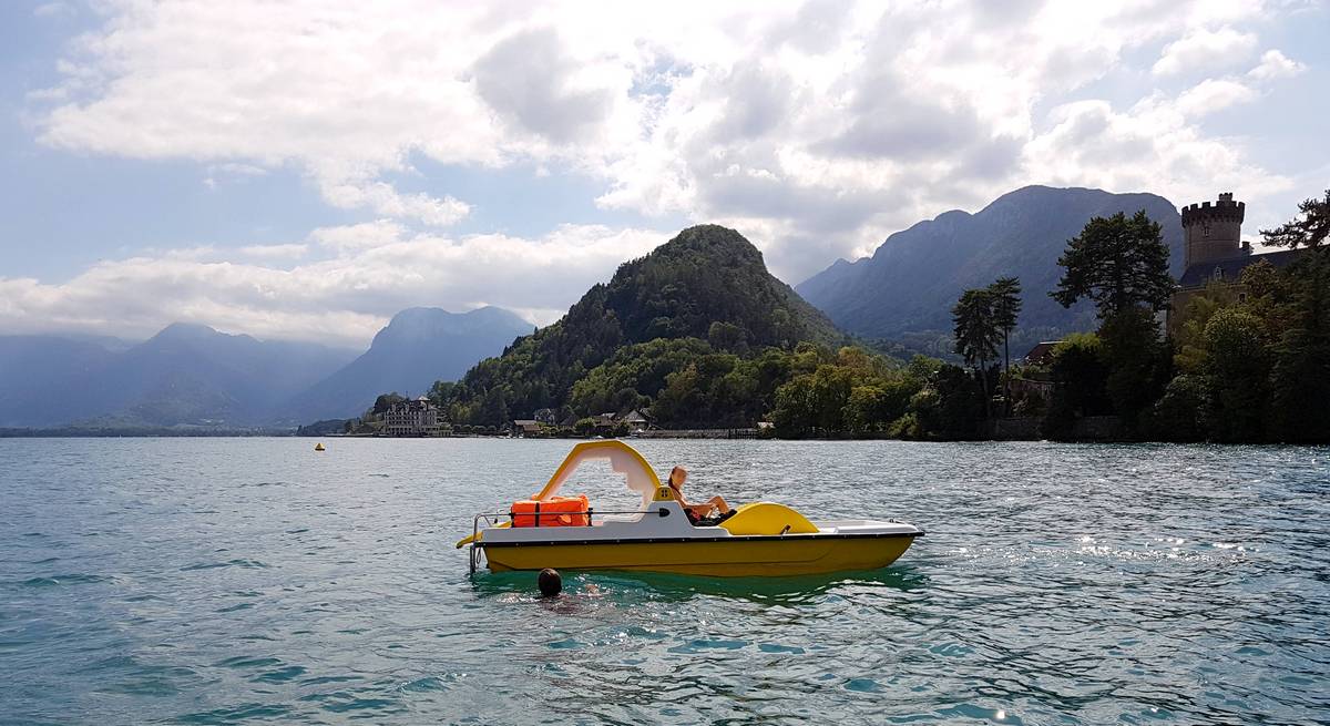 pédalo lac d'Annecy